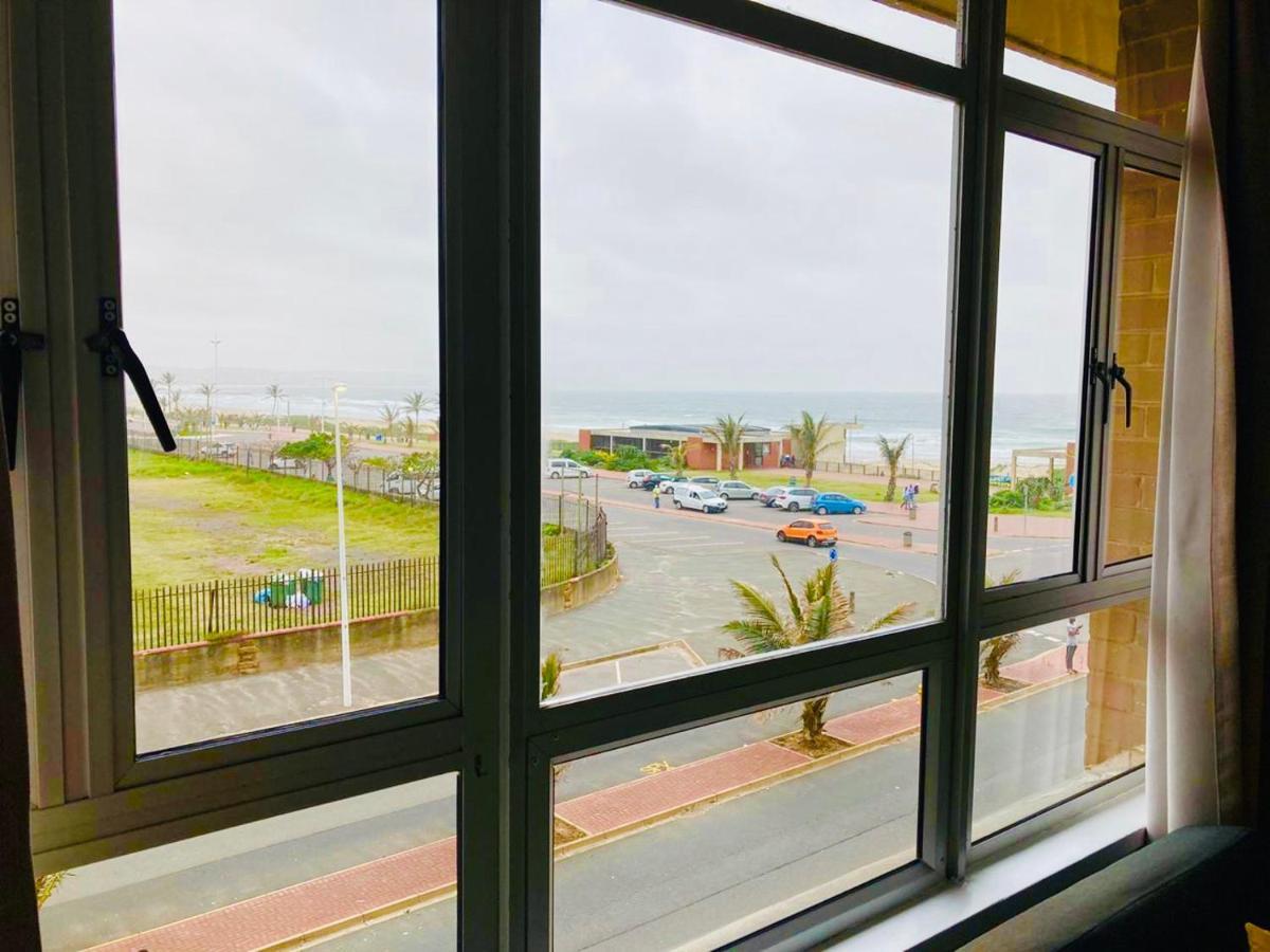 206 Tenbury Beach Apartment Durban Bagian luar foto