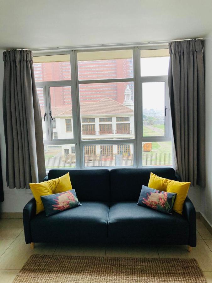 206 Tenbury Beach Apartment Durban Bagian luar foto