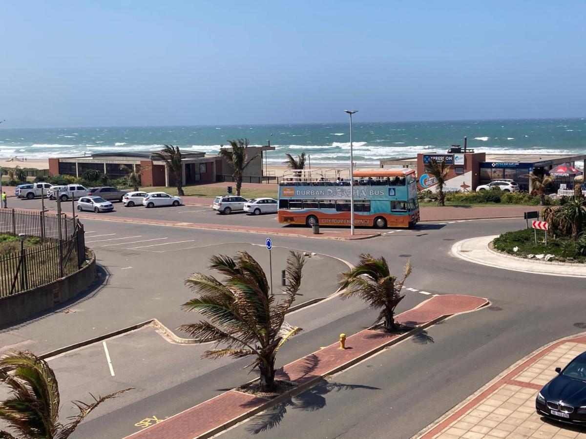 206 Tenbury Beach Apartment Durban Bagian luar foto