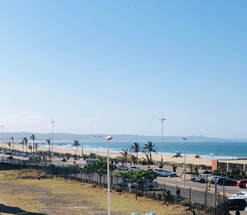 206 Tenbury Beach Apartment Durban Bagian luar foto